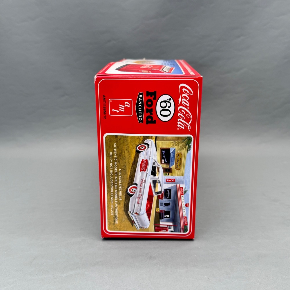 Coca Cola '60 Ford Ranchero AMT 1:25 Plastic Model Kit 99% CIB - Picture 7 of 12